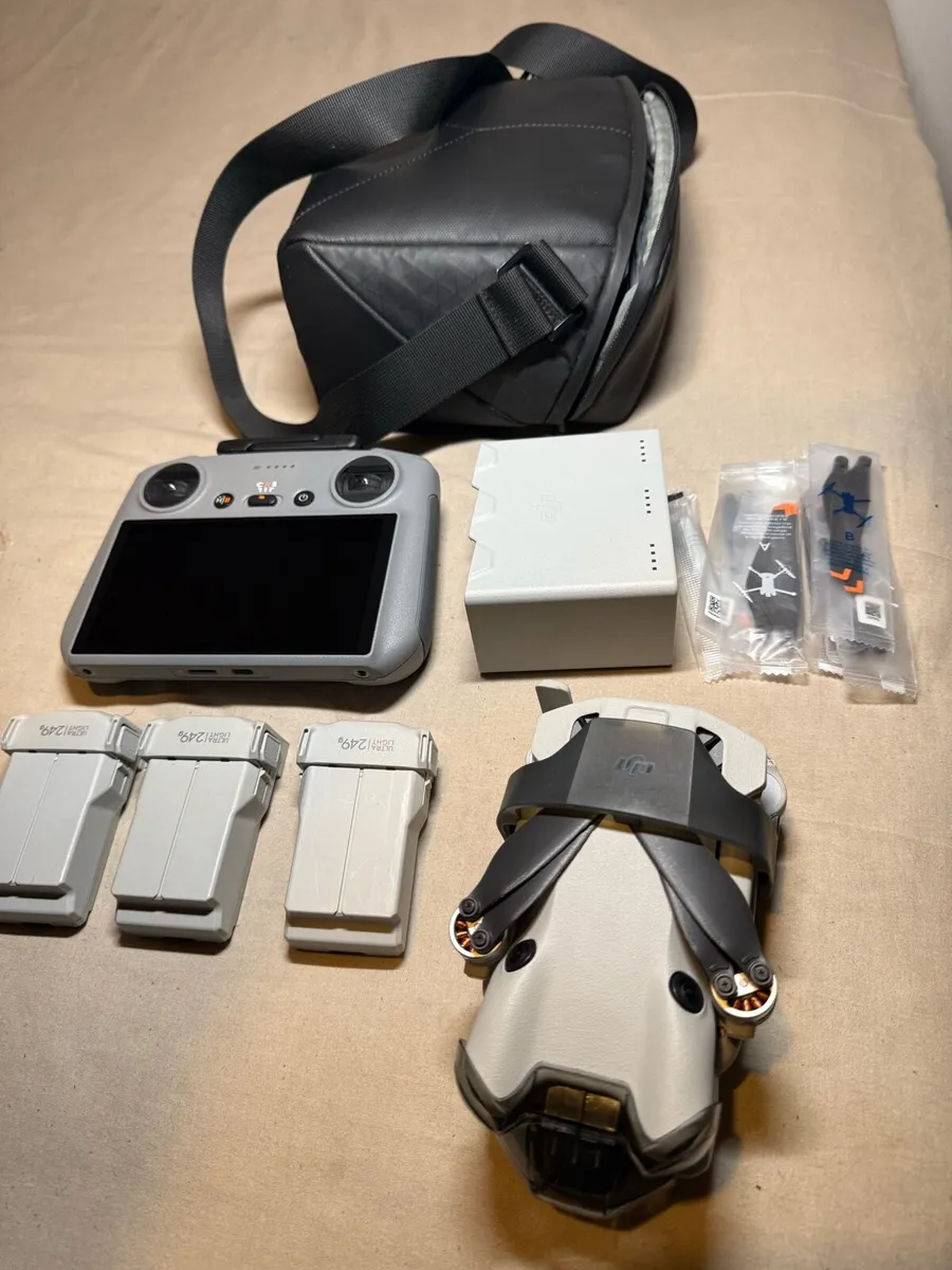 DJI Mini 4 Pro Fly More Combo – RC 2 - Image 2