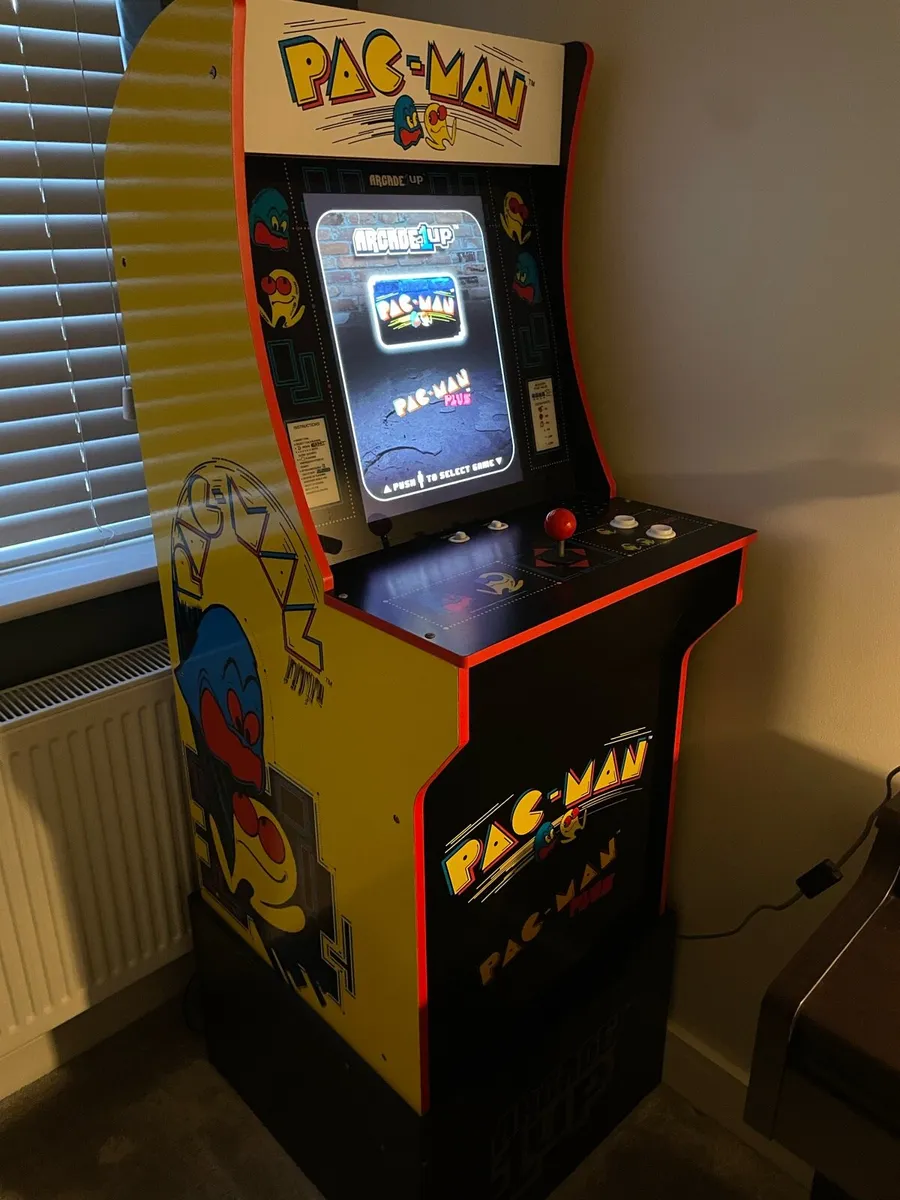 PAC-MAN 1UP FULL SIZE ARCADE CABINET - Image 1