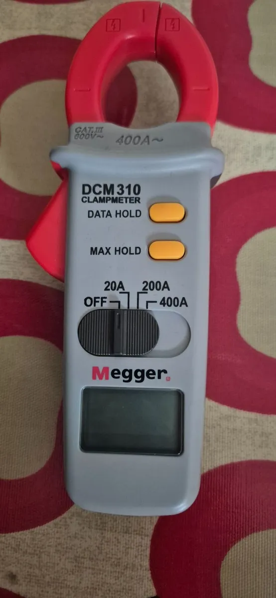 Electric clamp meter - Image 1