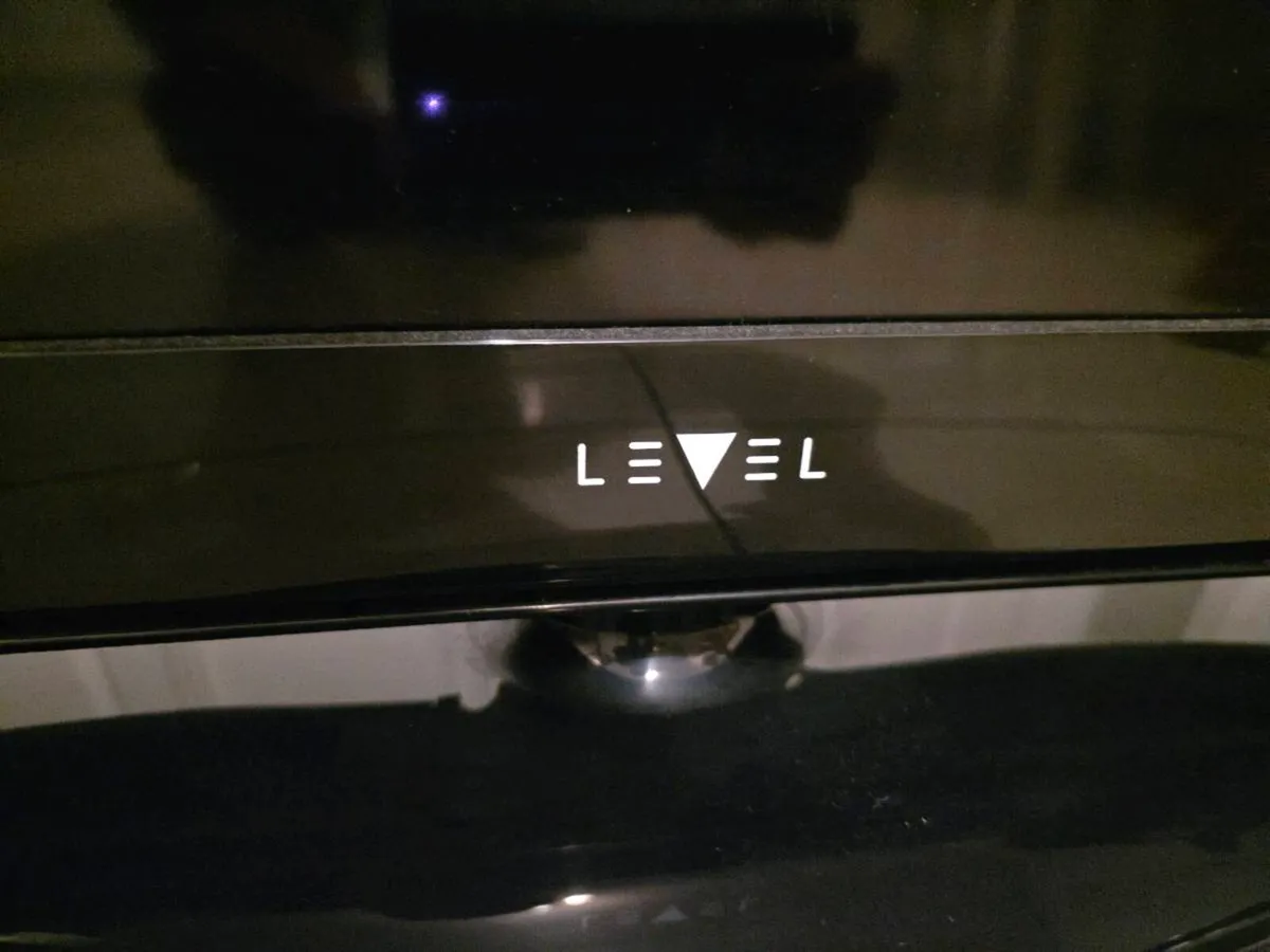 TV Level 32'' - Image 4