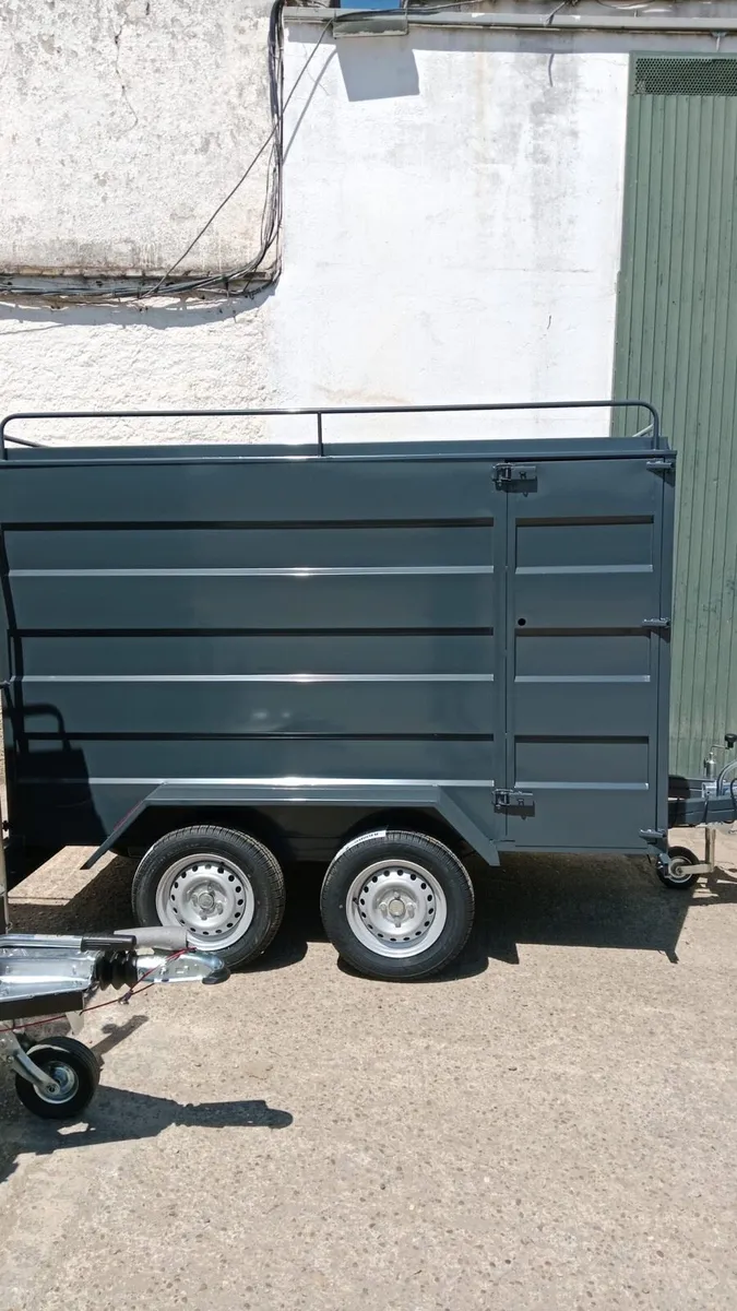 Tráiler - Image 1