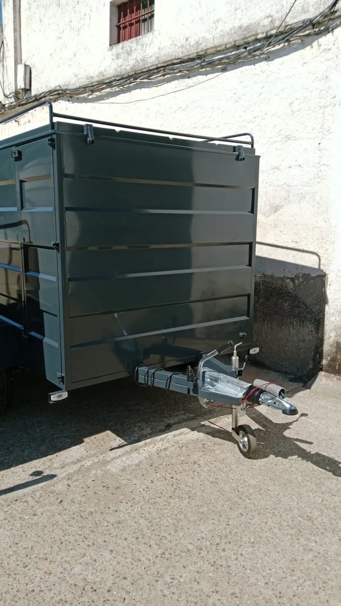 Tráiler - Image 2