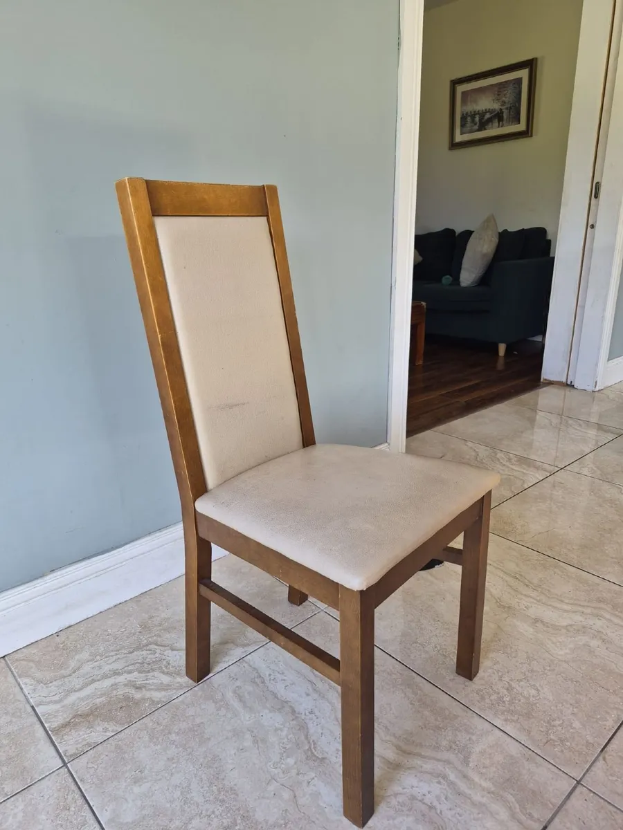 Large round dining table and 6 chairs - Image 3