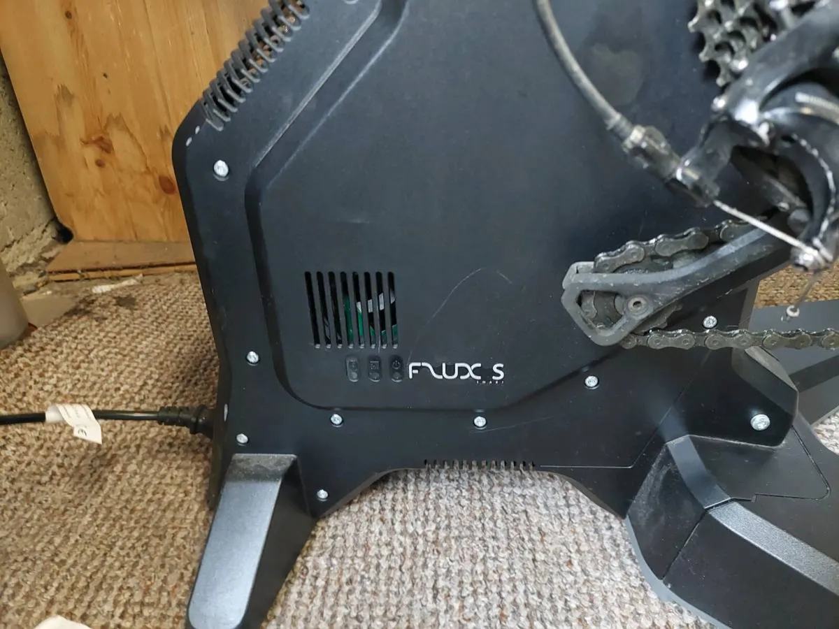 Tacx FLUX S Smart Trainer - Image 2