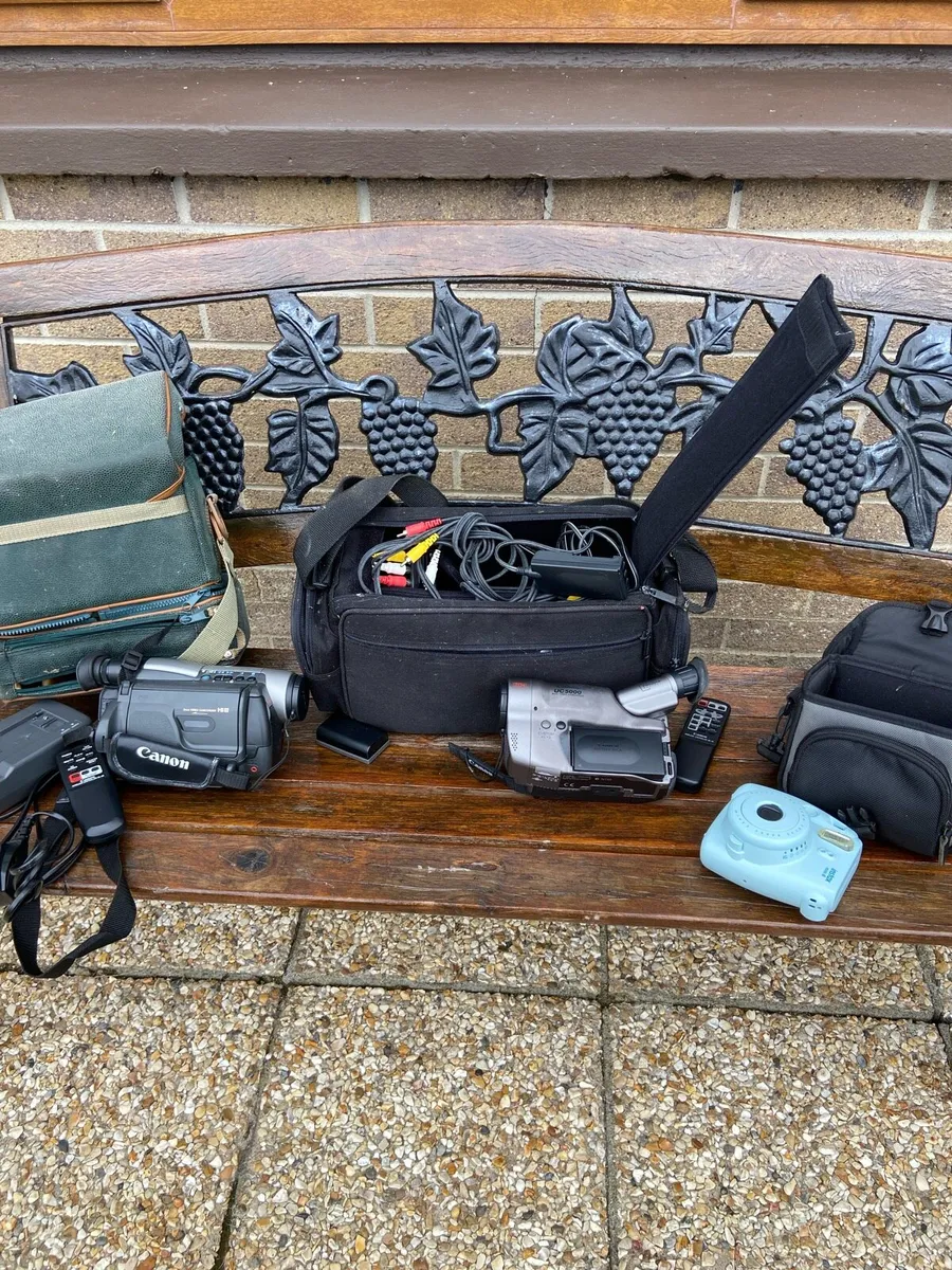 Cannon. Can. Cordorders &. Camera - Image 1