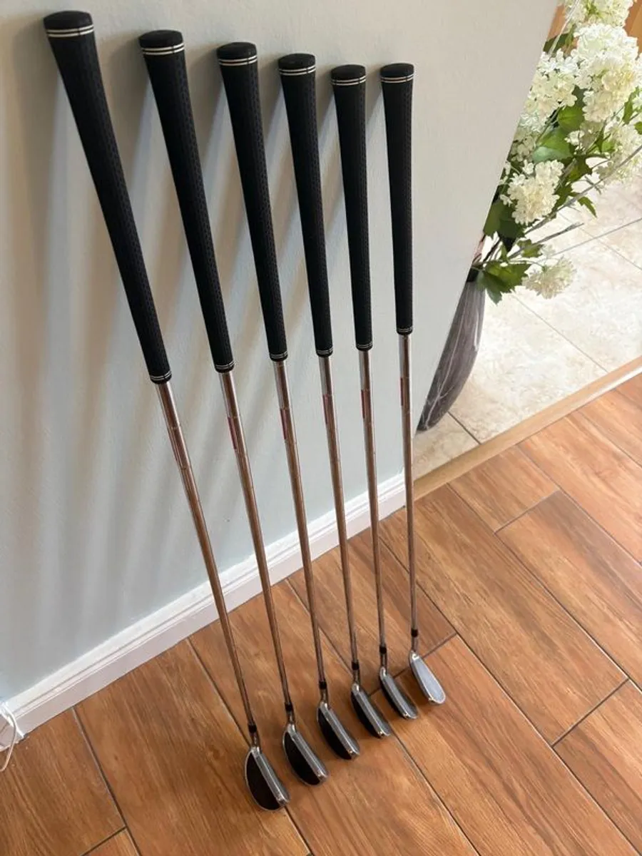 Cleveland Halo XL Full Face Golf Clubs - Image 1