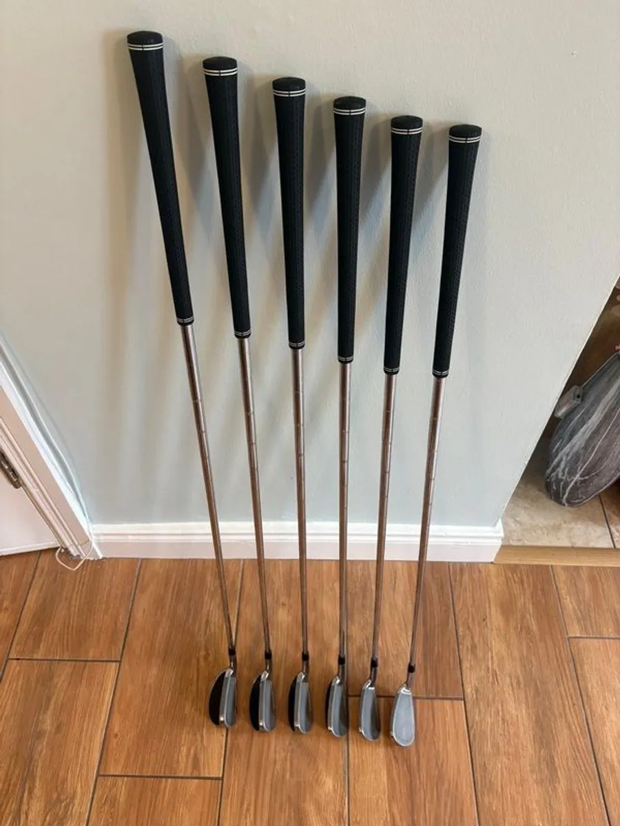 Cleveland Halo XL Full Face Golf Clubs - Image 2