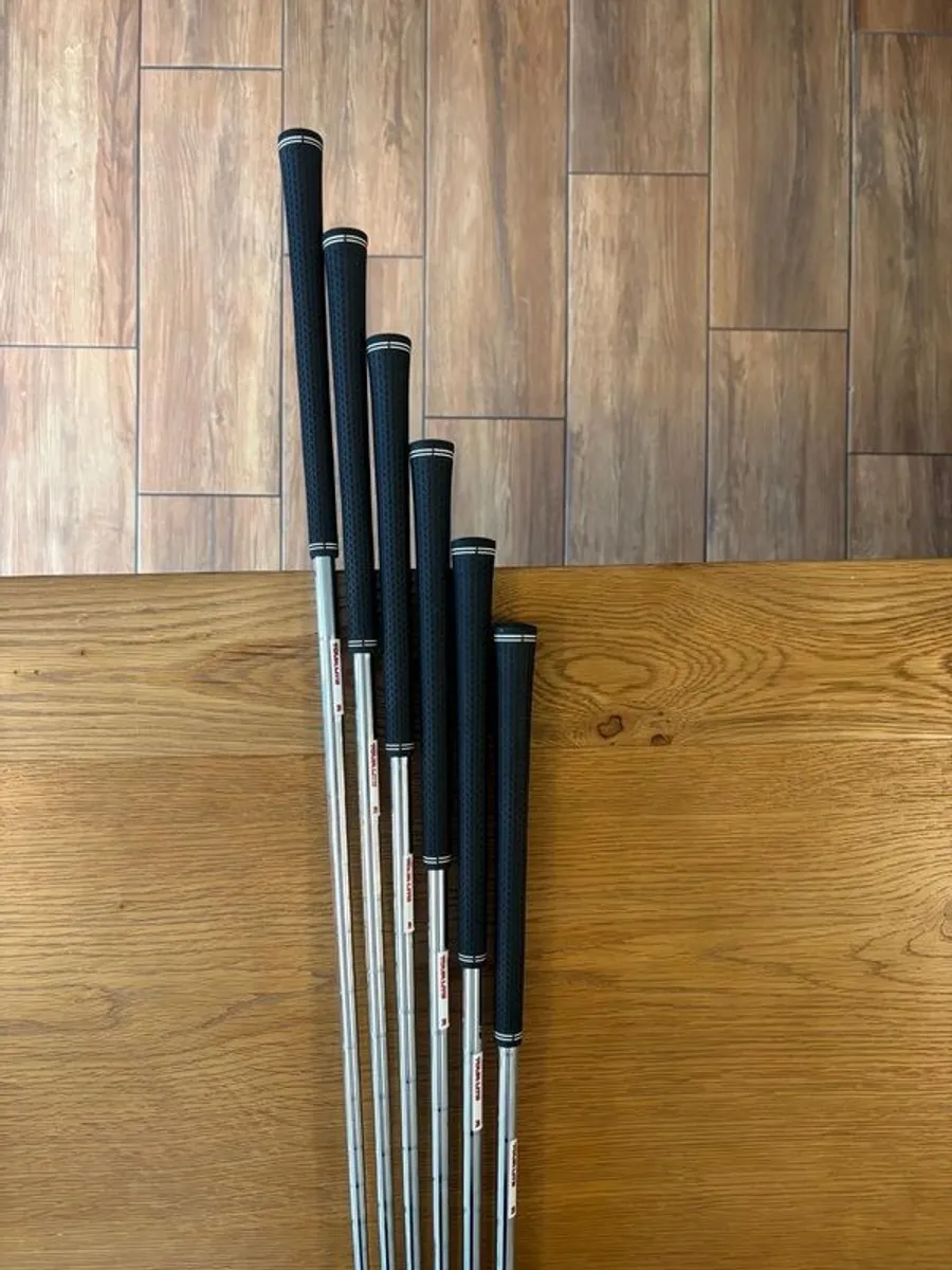 Cleveland Halo XL Full Face Golf Clubs - Image 3