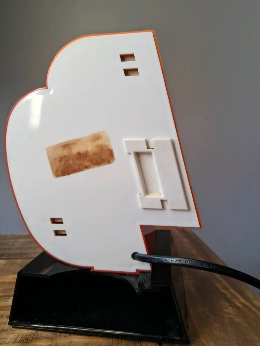 RARE! 1970s DOUBLE DIAMOND Font Light - Image 4
