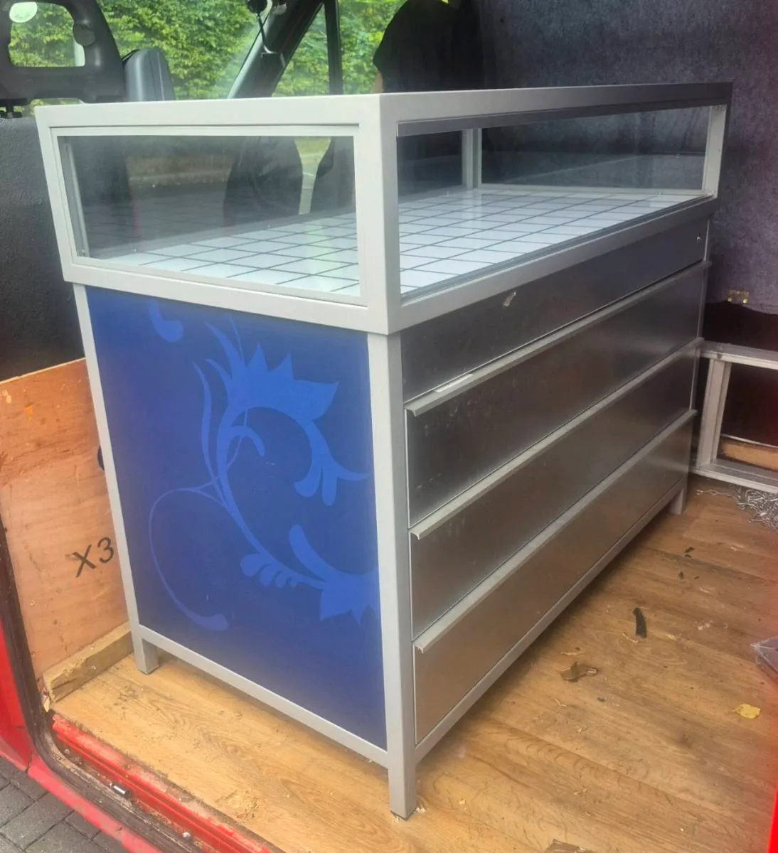 FREE TO TAKE AWAY NEEDED GONE TODAY IT IS PRETTY H - Image 2