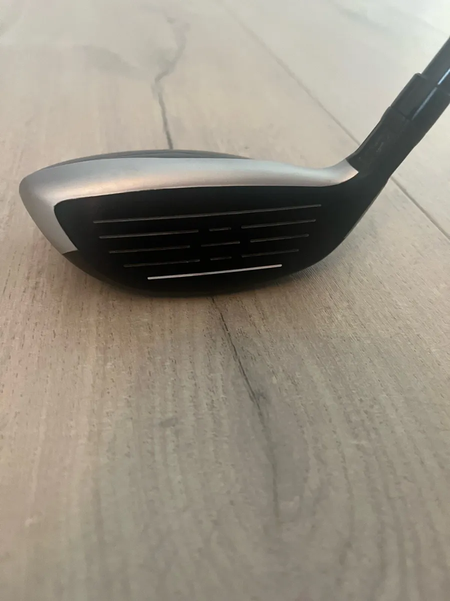 TaylorMade M4 Rescue Hybrid - Image 1