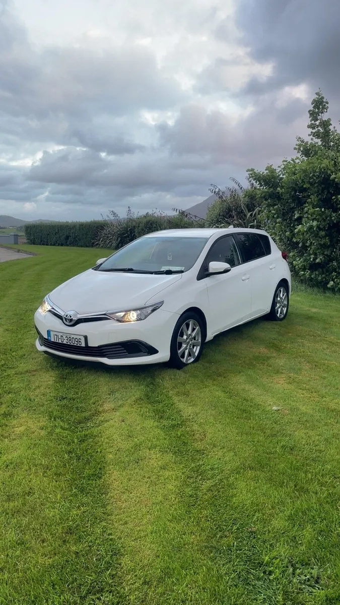 Toyota auris van - Image 3
