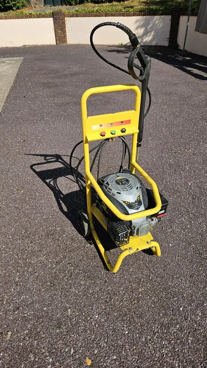 G-Mach 139cc Petrol Pressure Washer - Image 1