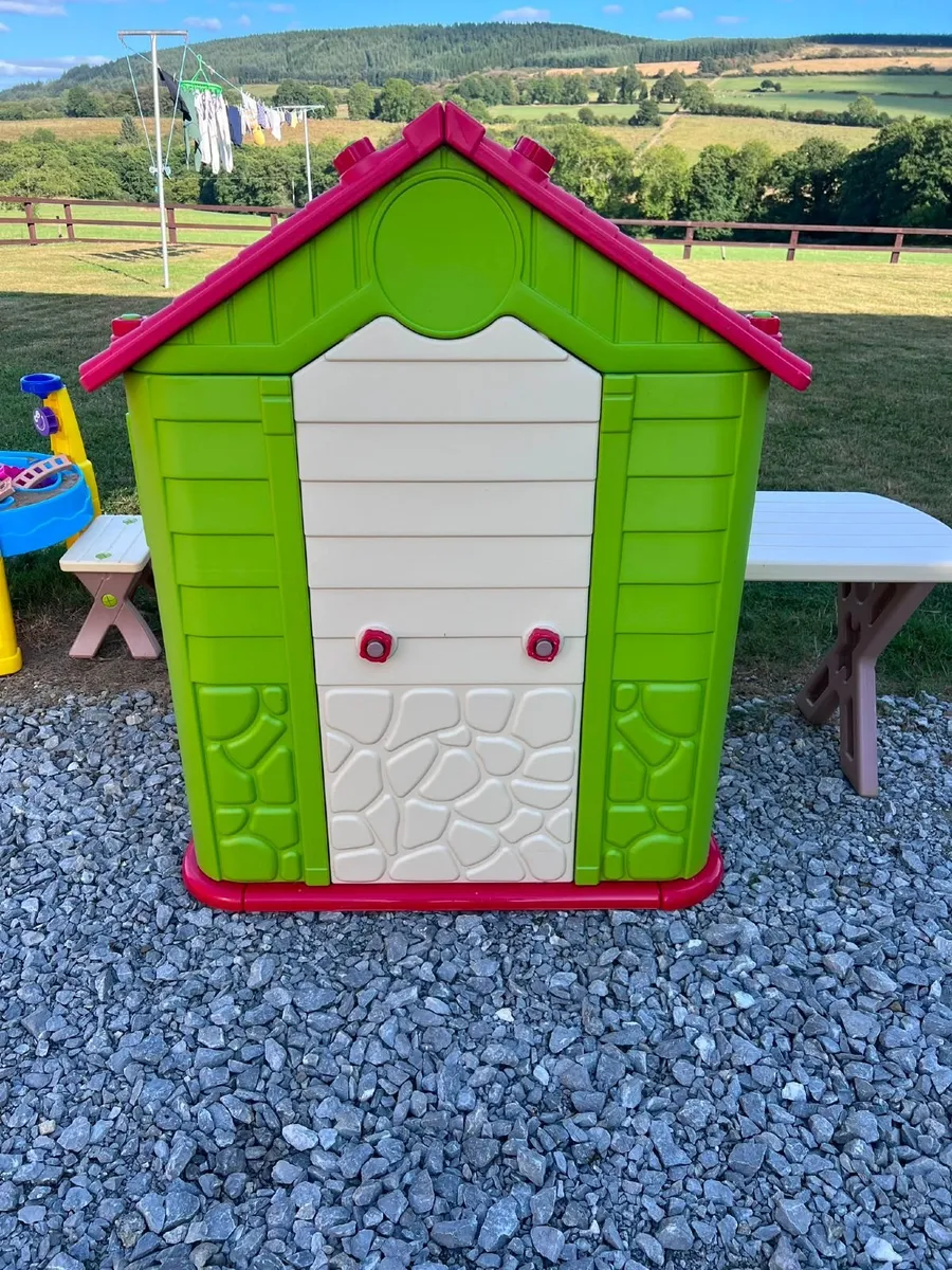 Deluxe Play House with Table and Chairs - Image 2