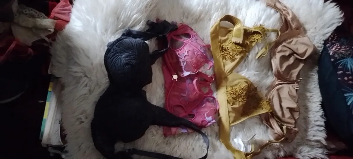 Crossdresser?lingerie - Image 4