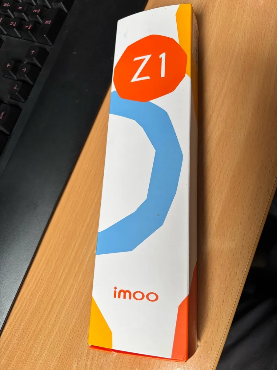 Imoo Z1 kids smart watch - Image 1