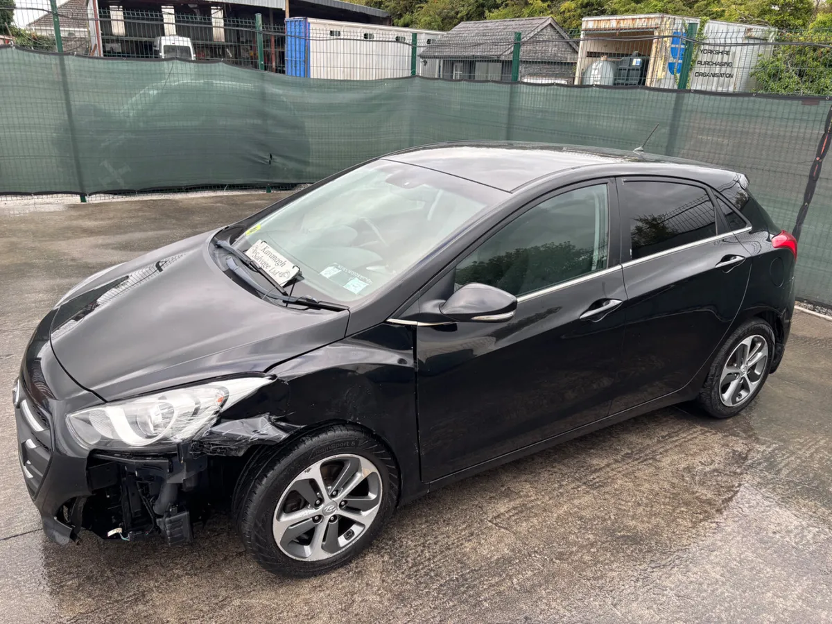 171 Hyundai i30  Light Damage - Image 4