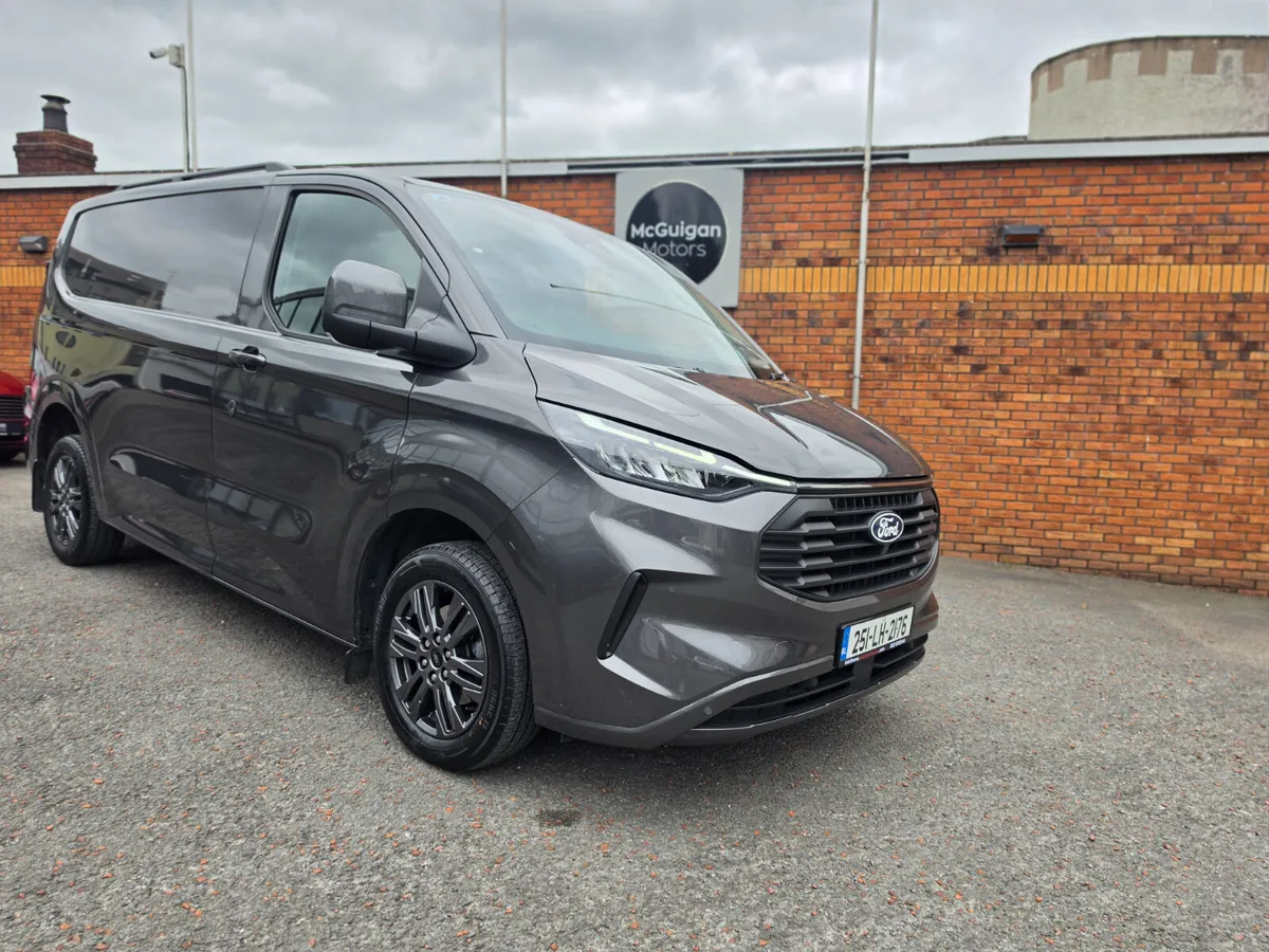 Ford Transit Custom Limited Edition Automatic - Image 2