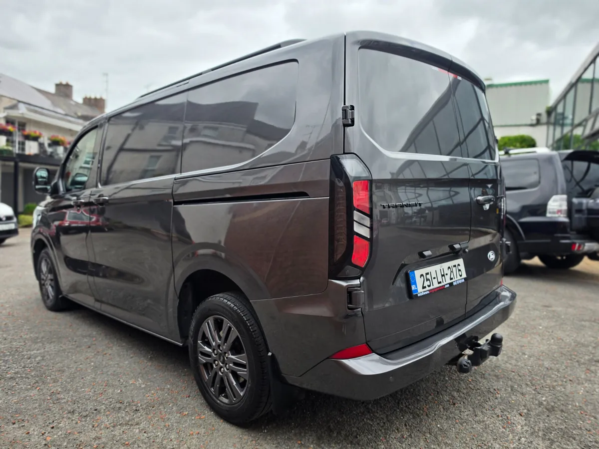 Ford Transit Custom Limited Edition Automatic - Image 4