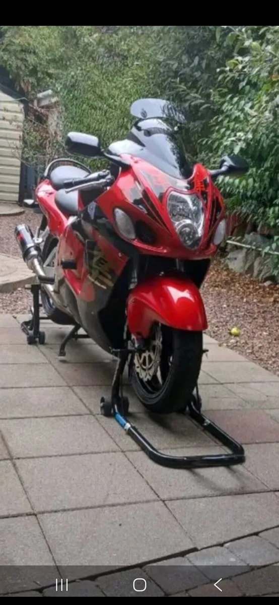 Suzuki Hayabusa 1999/00 - Image 1