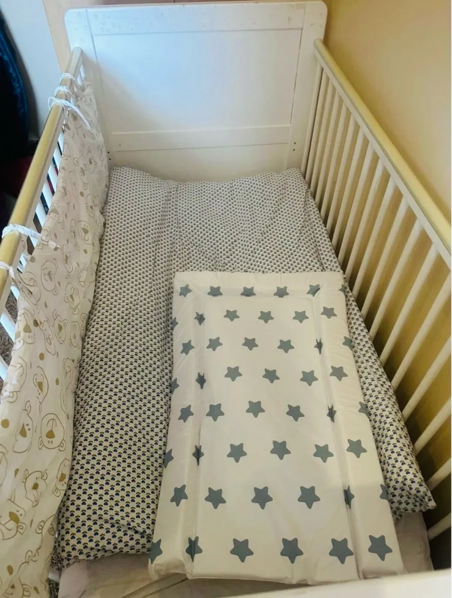 Baby/ toddler cot - Image 2