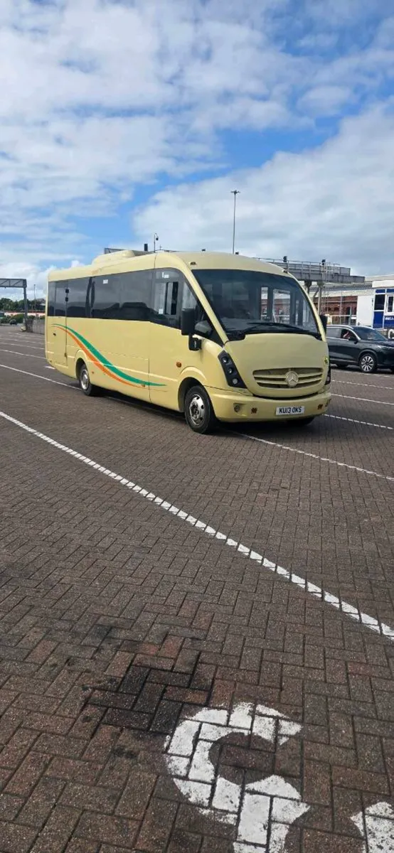 Mercedes Vario - Image 2
