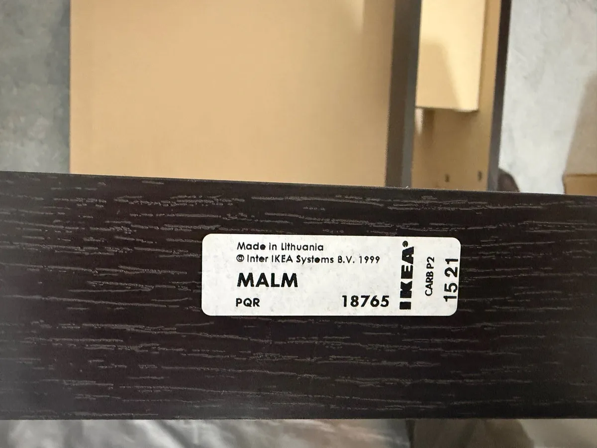 Ikea Malm Desk 151×65×73cm - Image 4