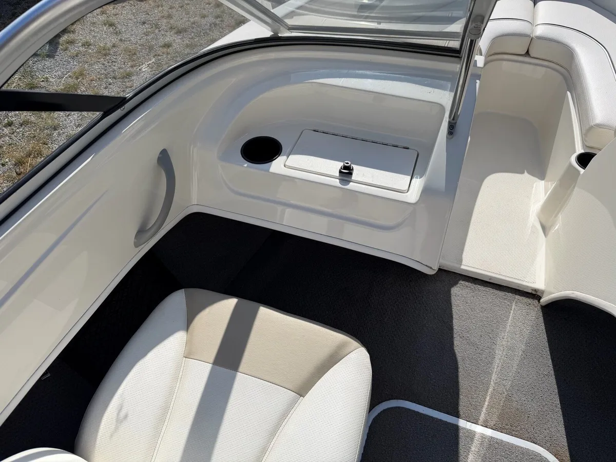 2015 Bayliner Bowrider 175 - Image 3