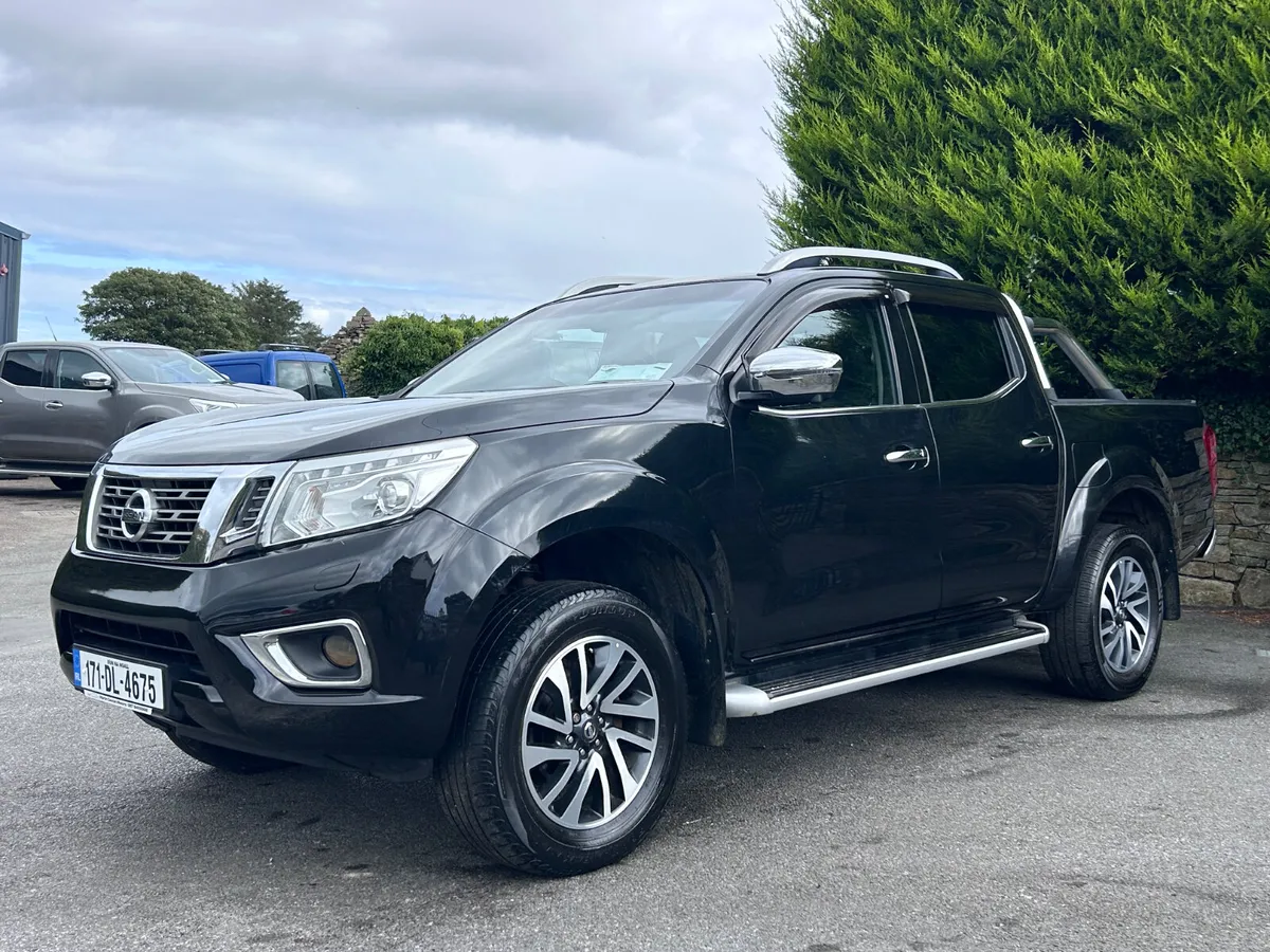 2017 Nissan Navara Tekna 2.3 DCi Twin Turbo - Image 4