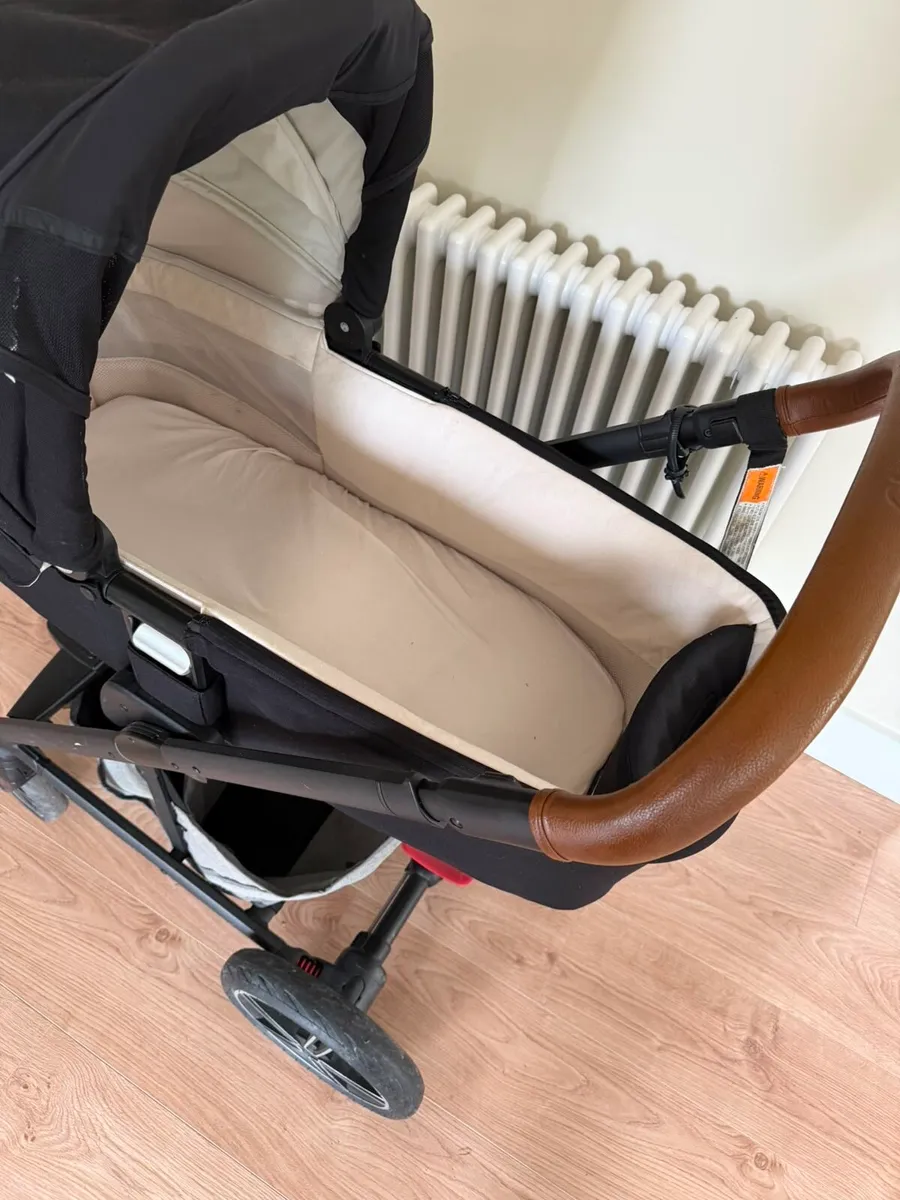 Nuna Mixx travel system - Image 2
