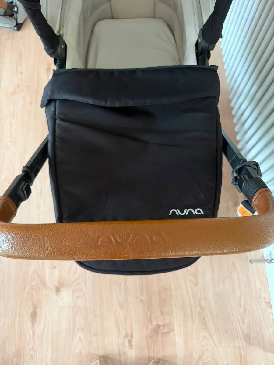Nuna Mixx travel system - Image 4