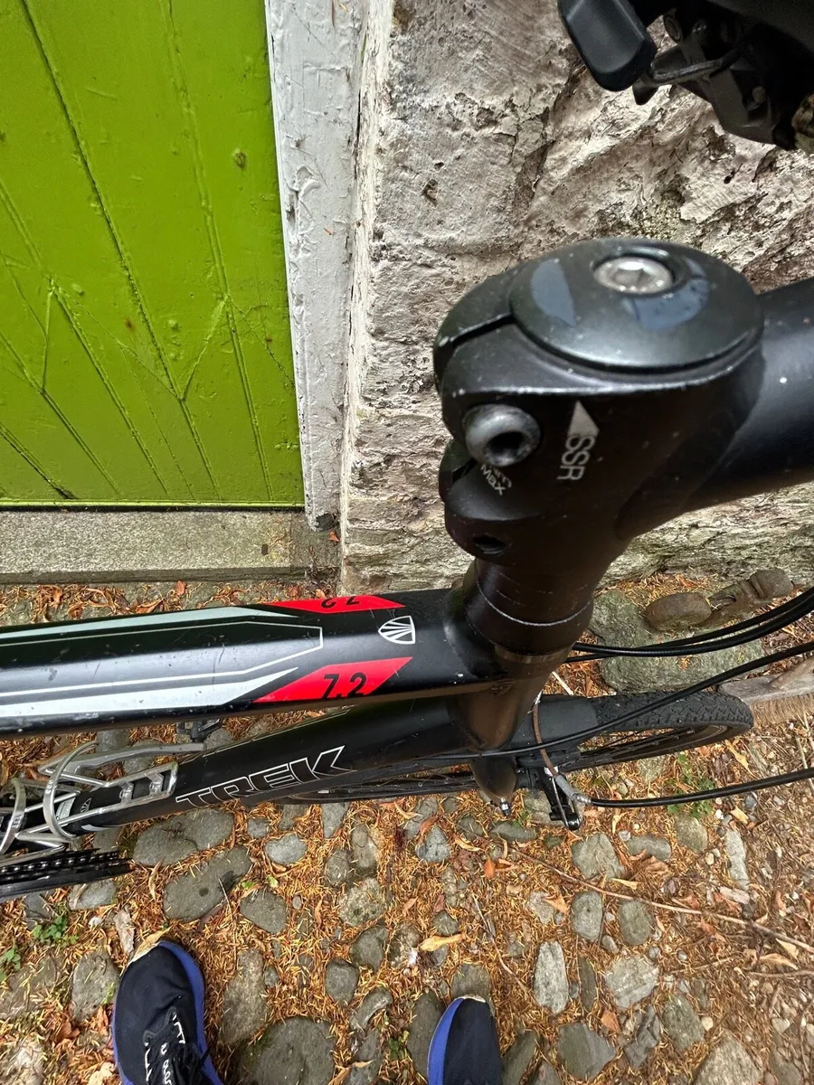 Trek men’s road bike - Image 3