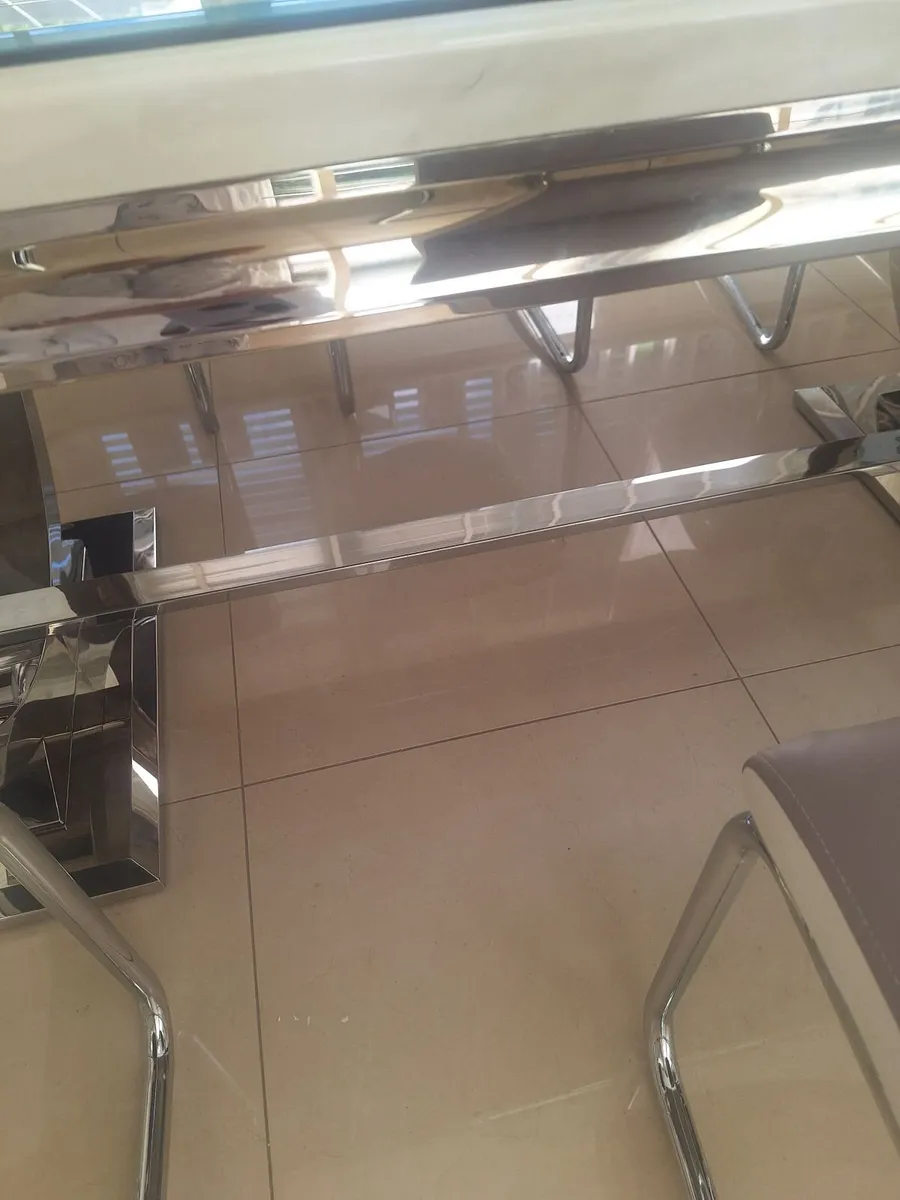 Marble top dining table with 6 chairs - Image 4