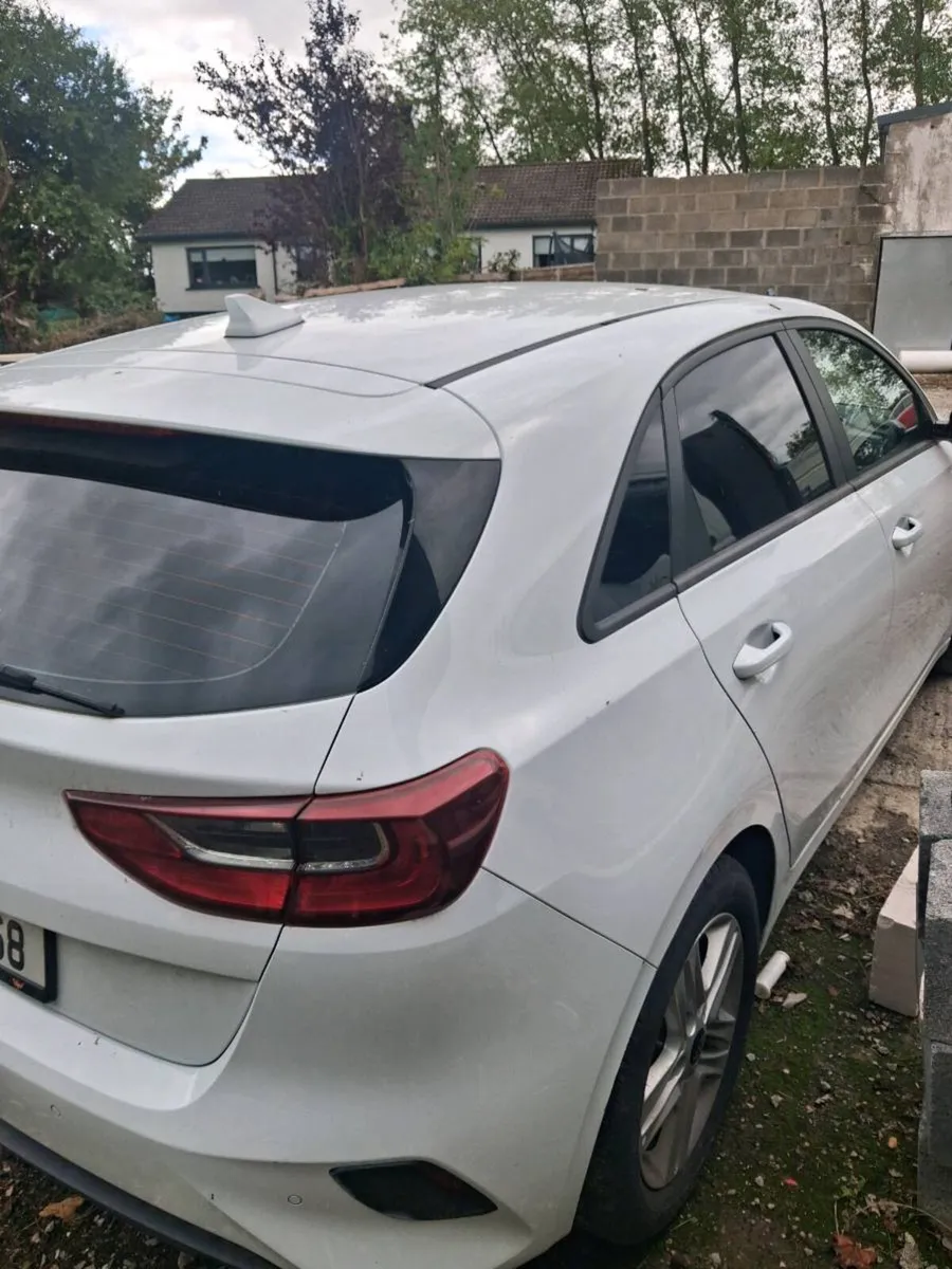 Kia ceed van - Image 3