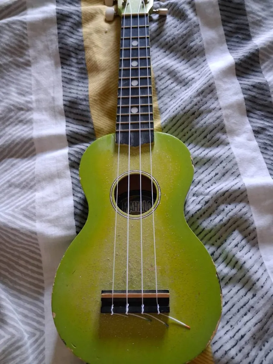 Ukulele - Image 1
