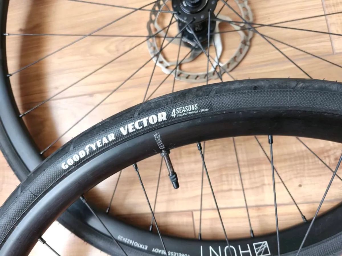 HUNT 4 Sesons disc wheelset - Image 3