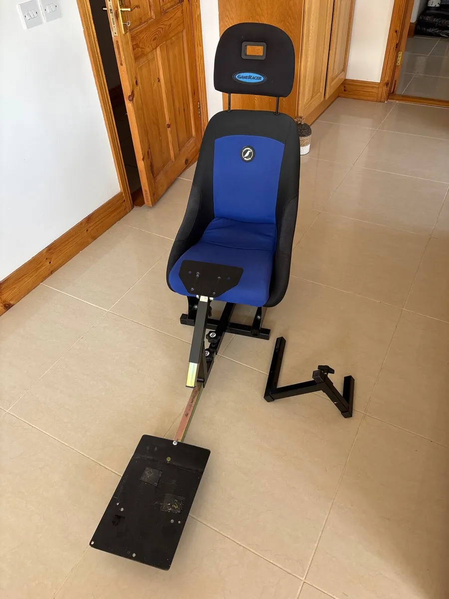 GameRacer Racing Seat / Sim Racing Cockpit Frame - Image 1