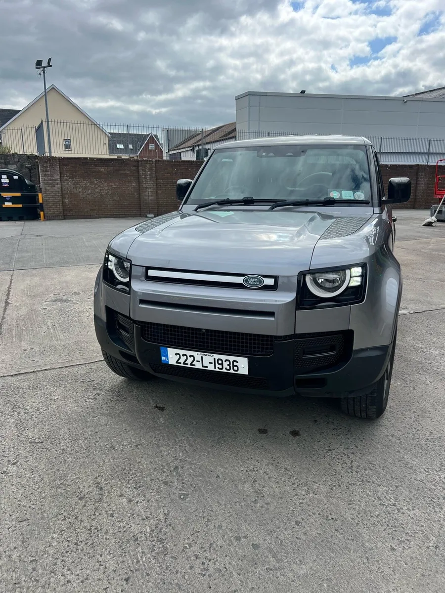 Land Rover Defender 90 - Image 2