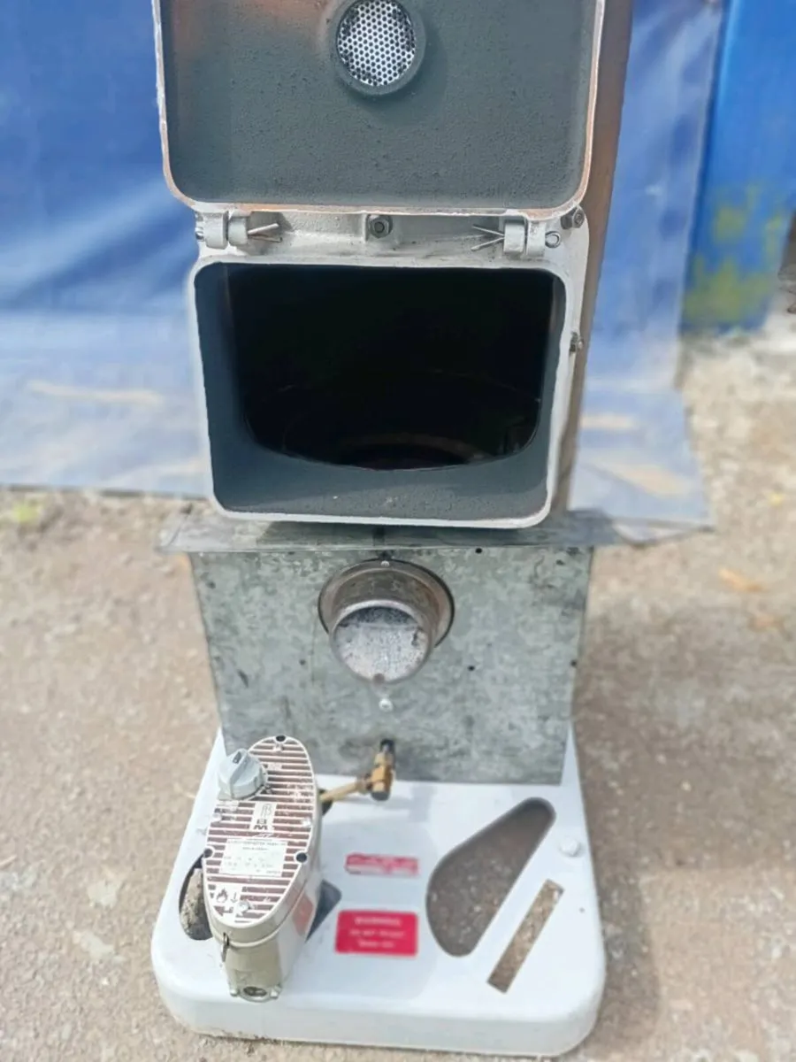 Vintage kerosene burner - Image 3