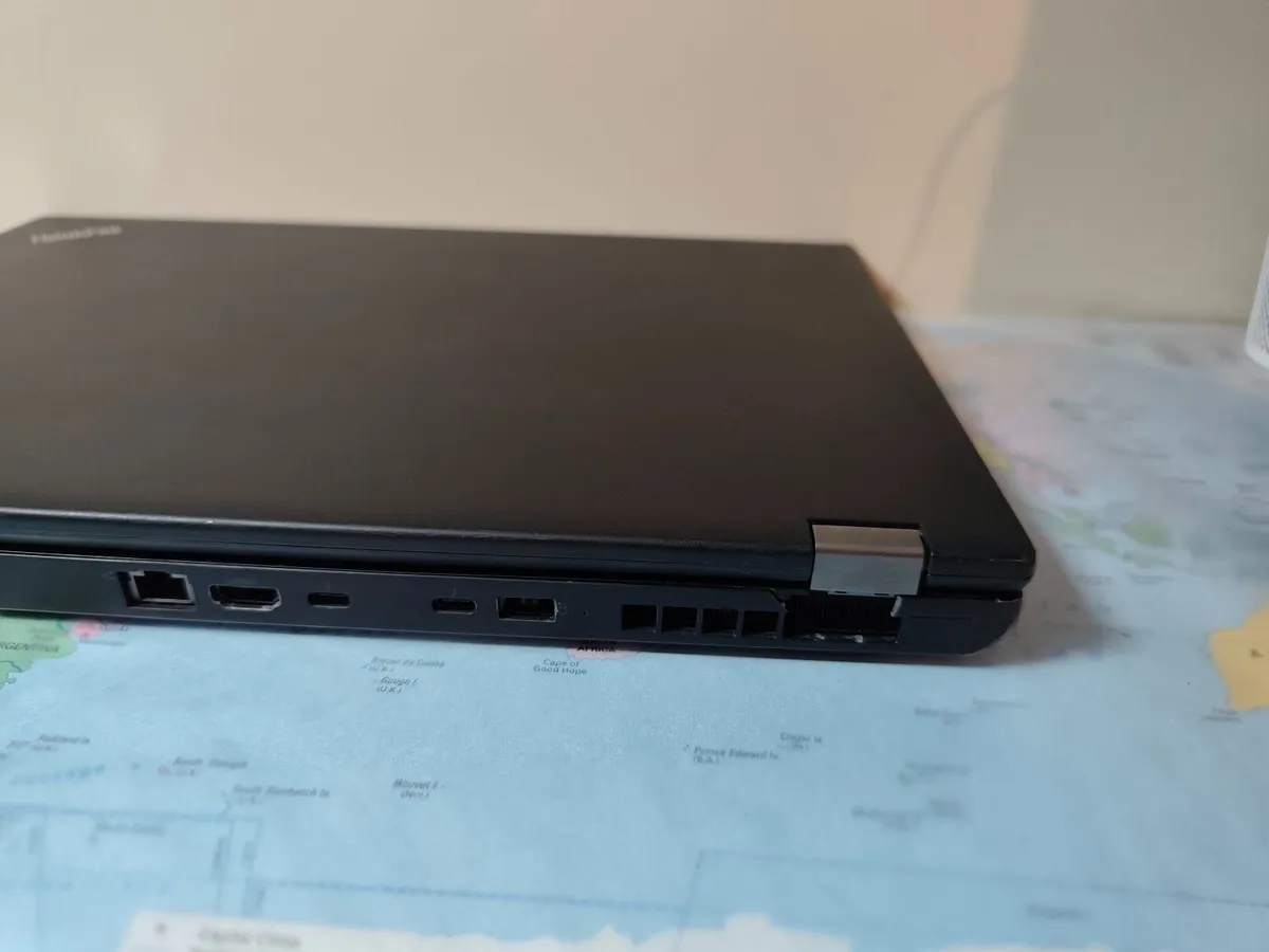Lenovo ThinkPad P52 15.6" Intel i7 8th Gen | 32GB - Image 4