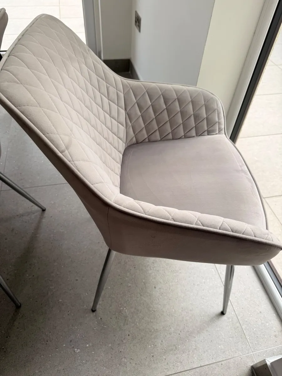 Six Dining Chairs - Image 1