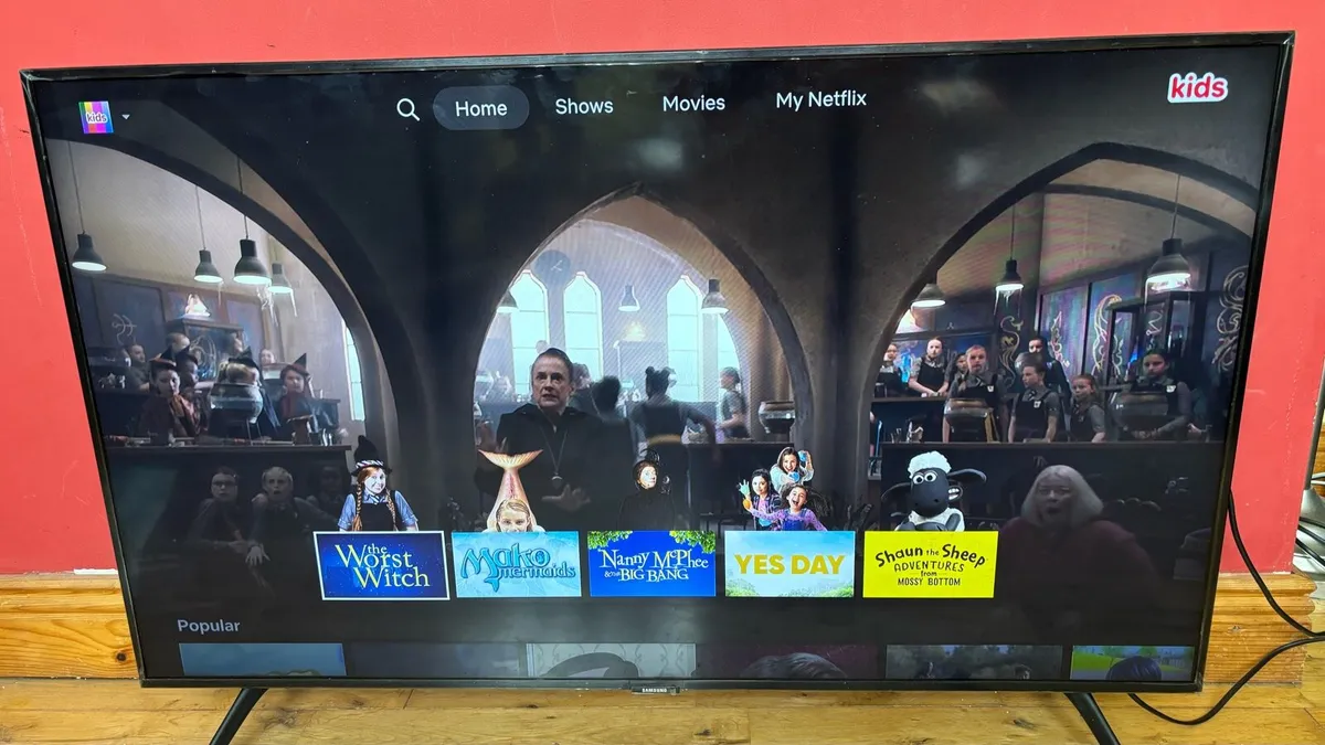 43” Samsung Crystal UHD 4K Smart TV - Image 4