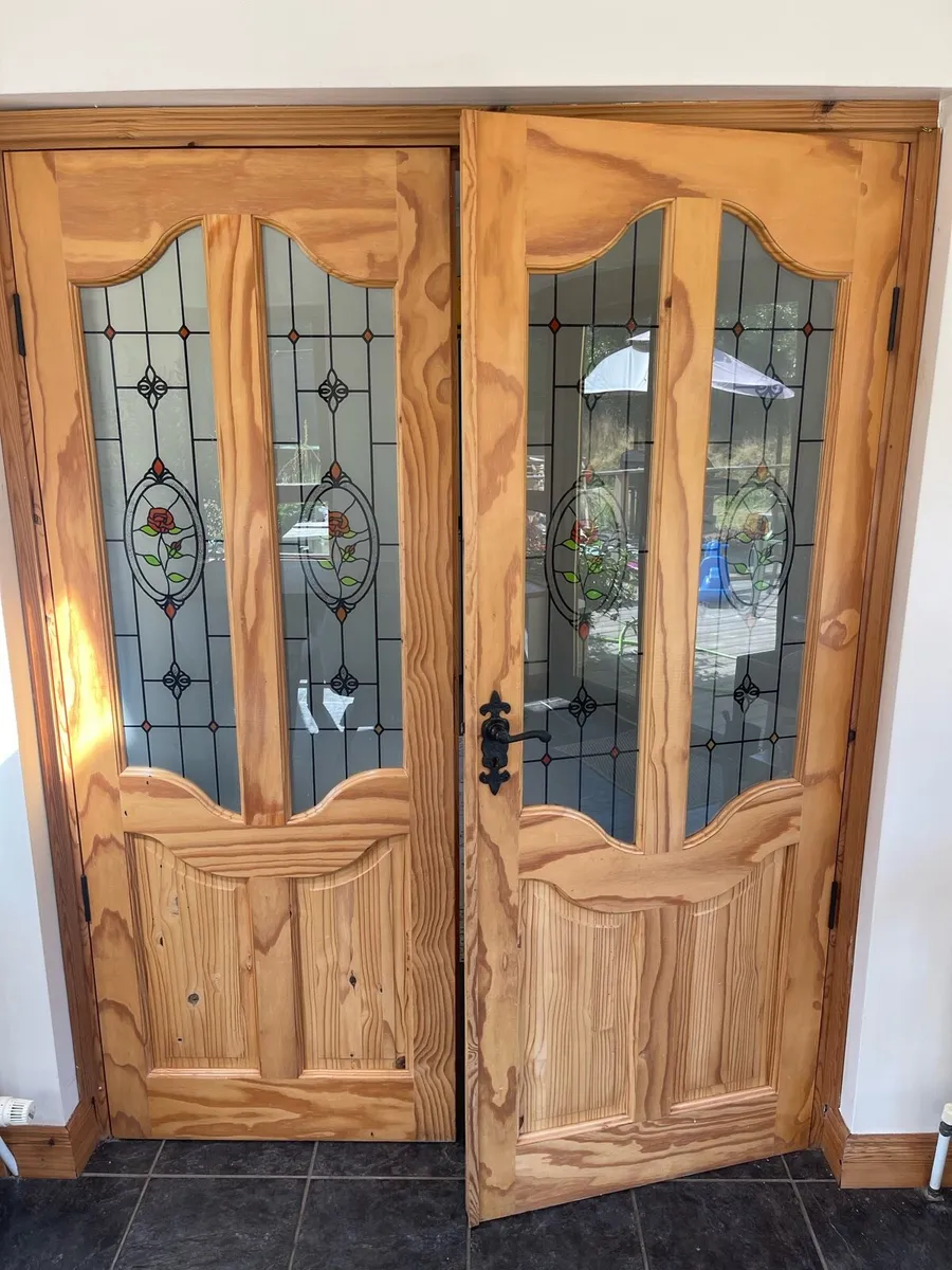 Interior doors - Image 1