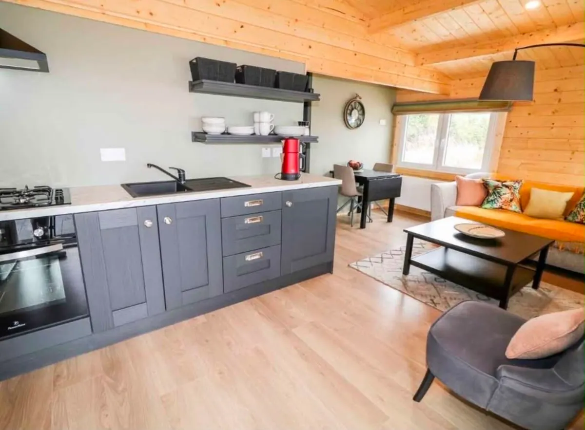 Log cabin - Image 3