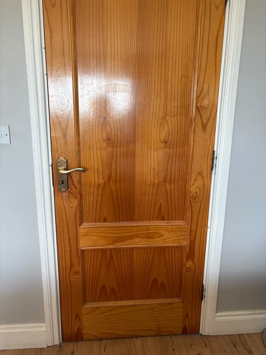 Solid pine doors - Image 3