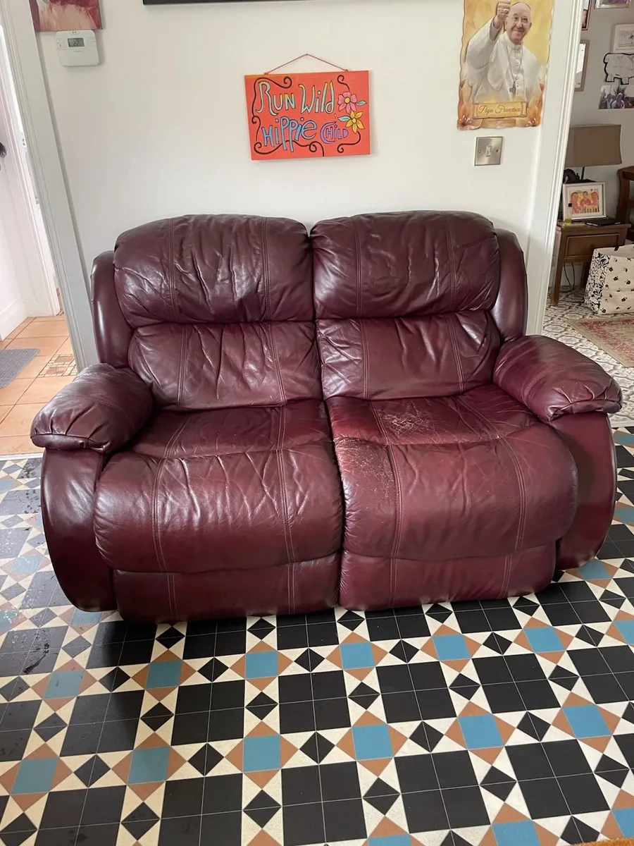 Electric reclining 2 seater sofa - Image 2