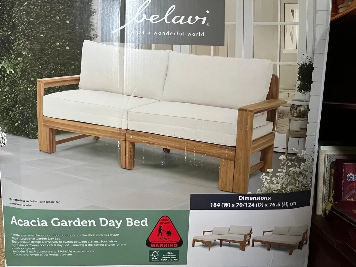 New Boxed Acacia Garden Day Bed – RRP €199.99 - Image 1