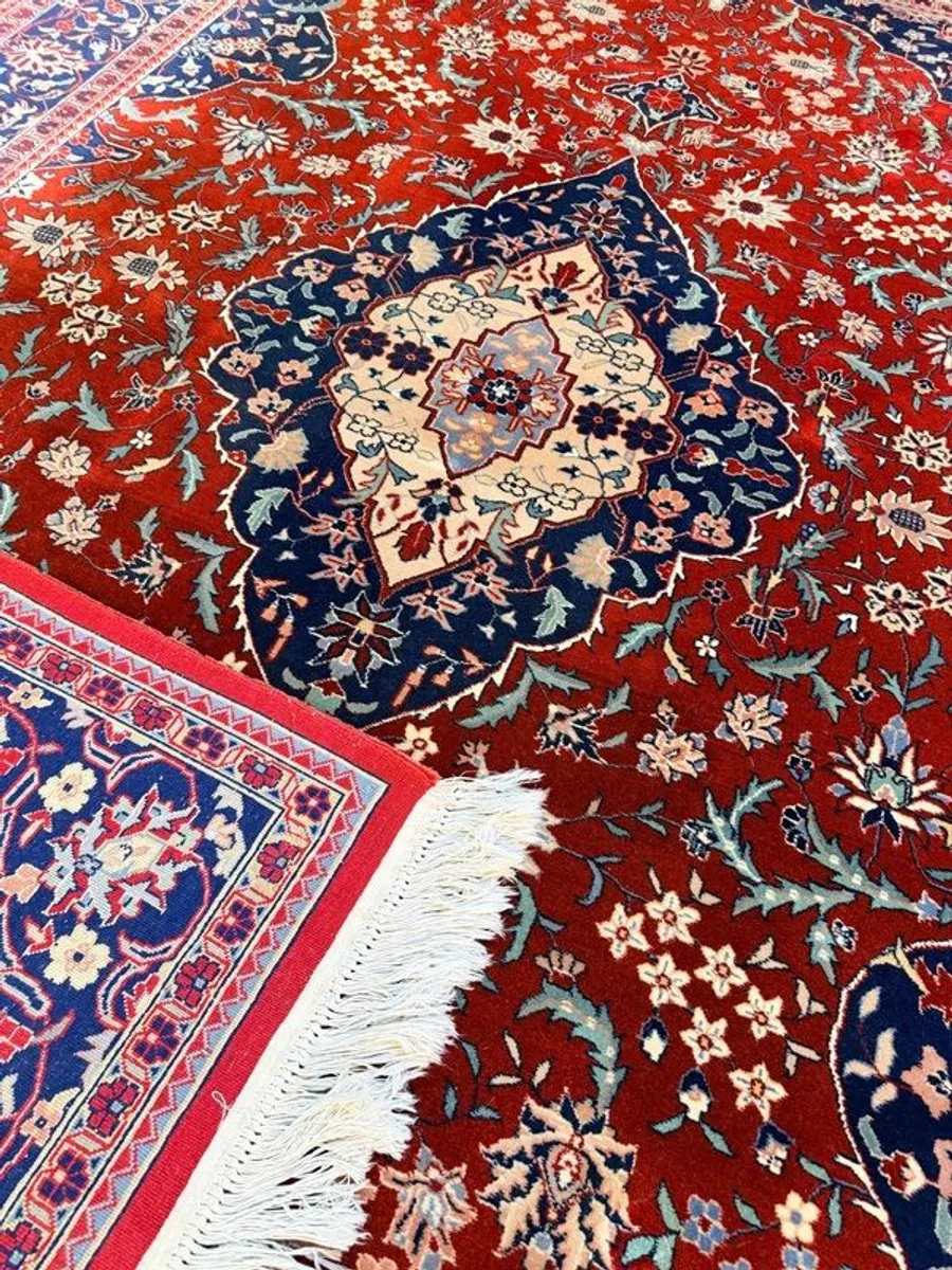 FLASH SALE ! Was 995 Now 795 ! Exquisite Vintage Keshan Persian Hand Knotted Rug - Image 4