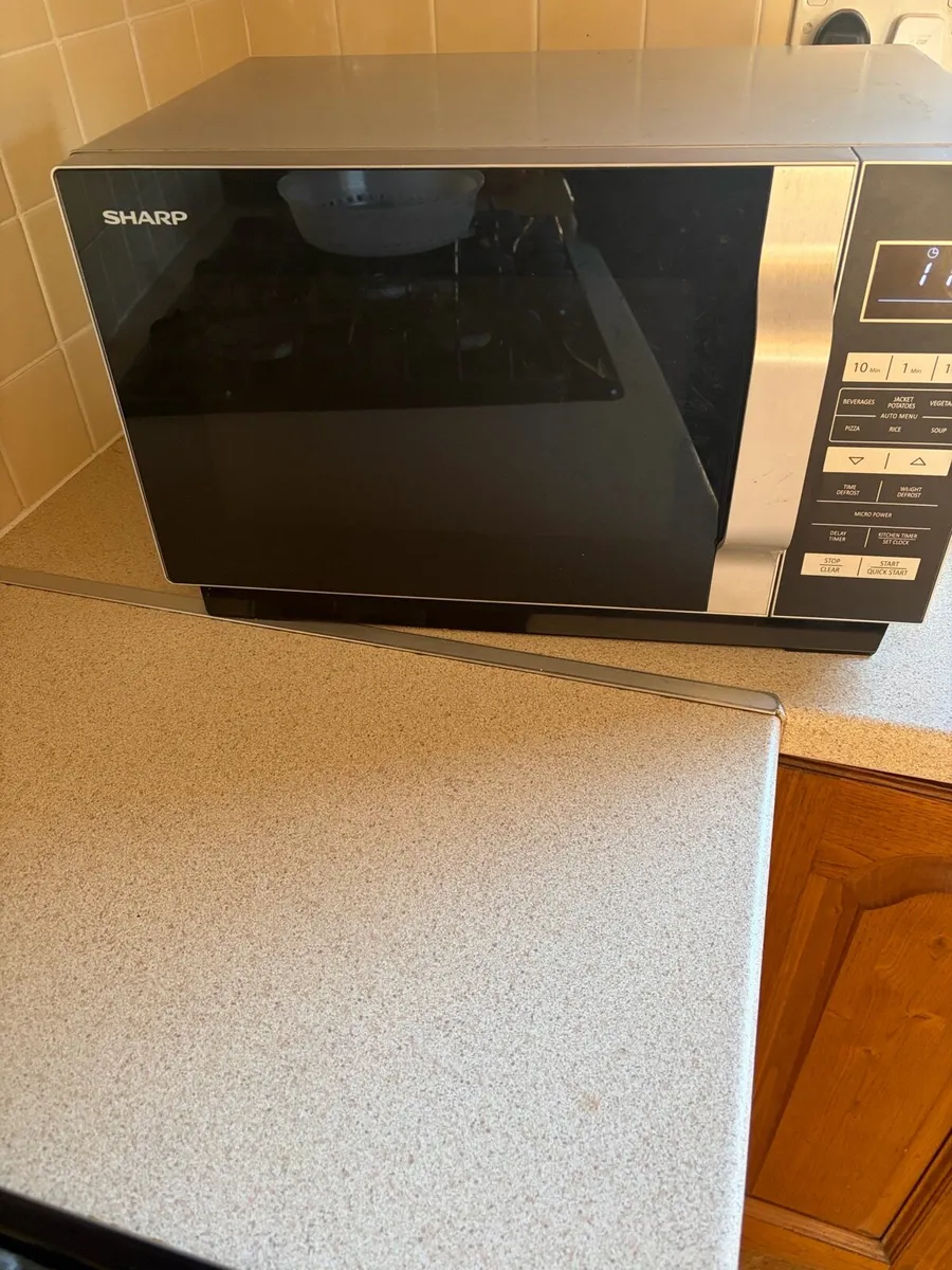 Microwave - Image 1