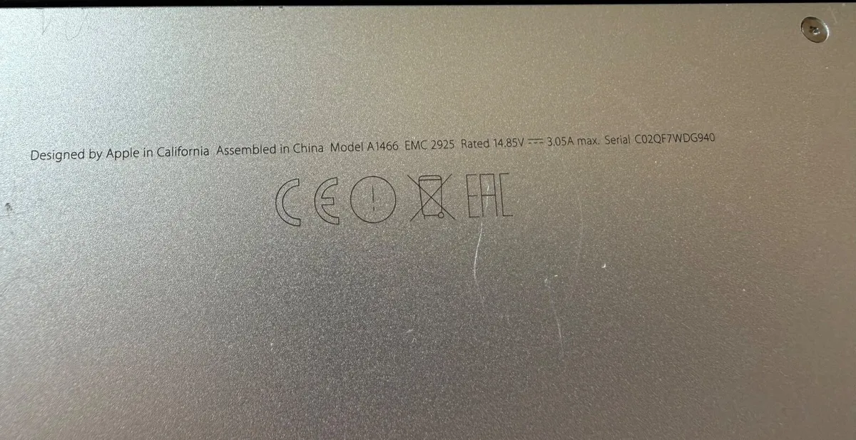 Apple 13-inch MacBook Air- Great Condition - Image 3